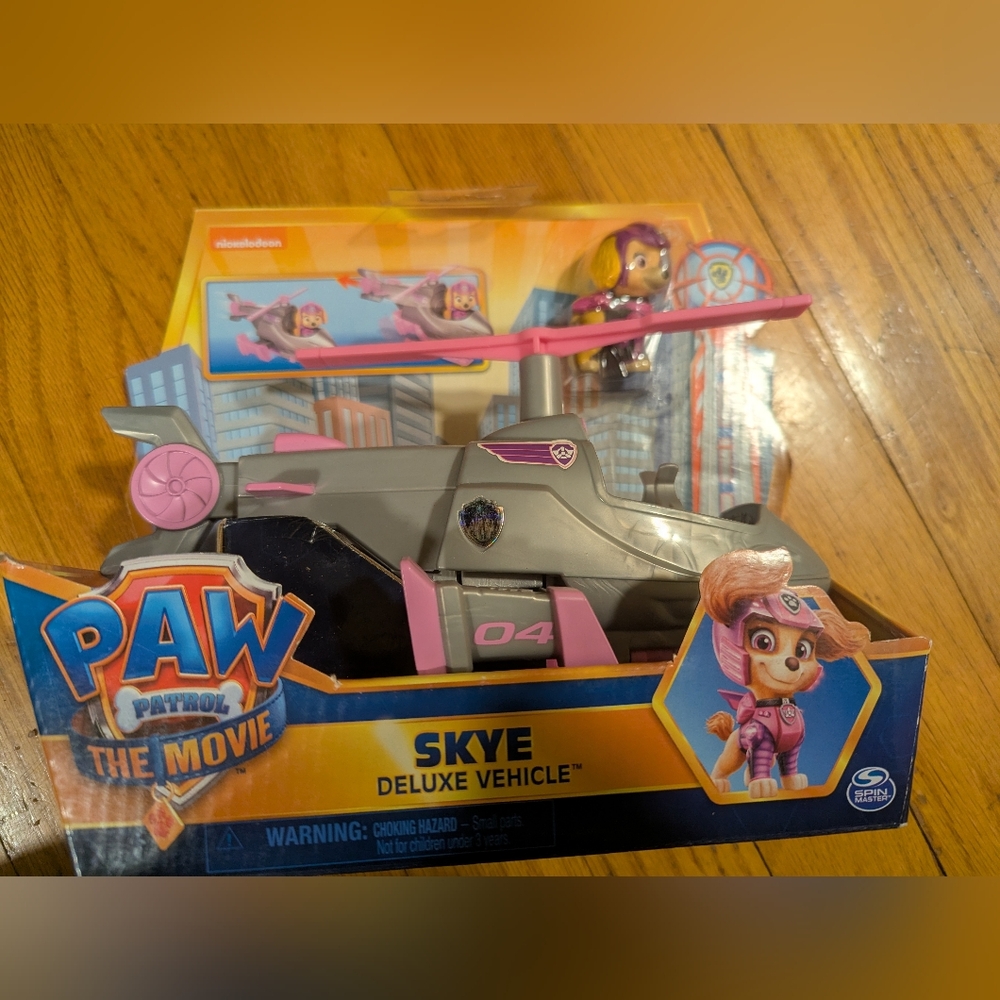 PAW Patrol Skye Deluxe Vehicle - Pink and Gray